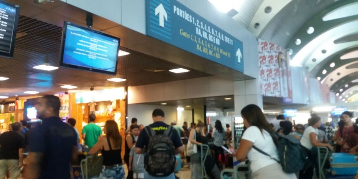 Aeroporto de Salvador volta a apresentar defeito em ar condicionado