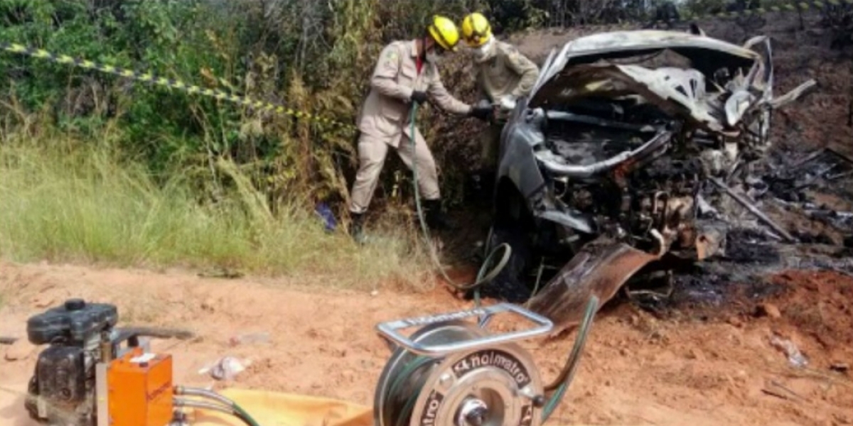 Acidente deixa quatro mortos na BR-349; uma das vítimas era um bebê