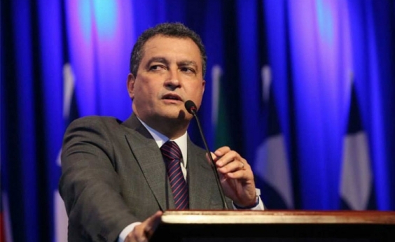 Governador Rui Costa anuncia 2,5 mil vagas em programa de estágio