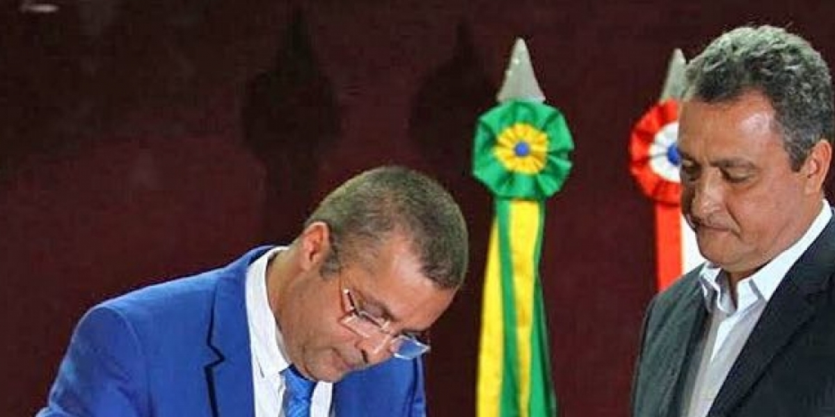   Otto nega saída de Fernando Torres do PSD: \'Brigar na semana santa é até pecado\' 