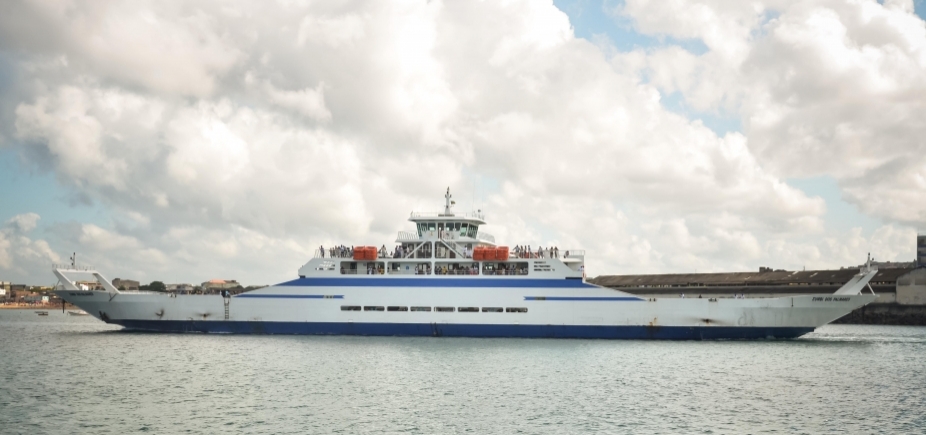Movimento para embarque no ferry boat é moderado 