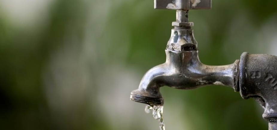 Embasa alerta para redução de 65% no volume de água distribuído para Feira de Santana e cidades da região