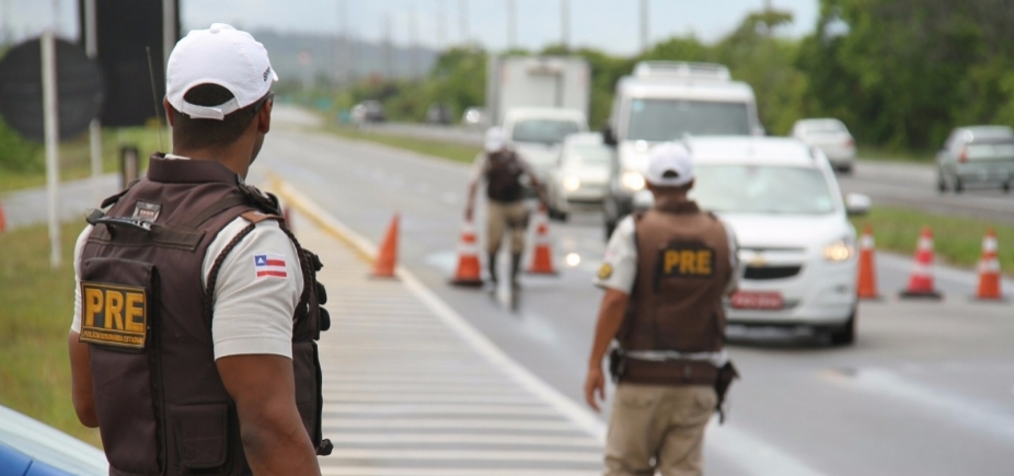 Polícia Rodoviária autua 59 motoristas em operação na Linha Verde