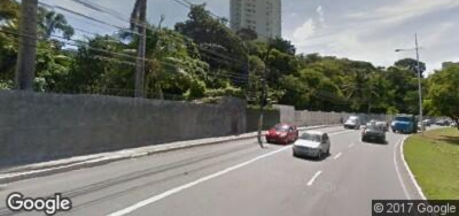 Acidente deixa uma pessoa morta na Avenida Juracy Magalhães Júnior
