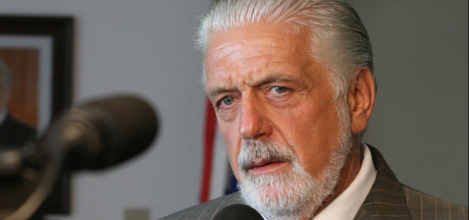 Mário Kertész entrevista Jaques Wagner a partir das 8h desta segunda-feira