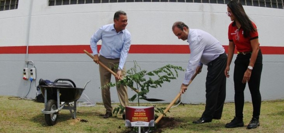 Rui participa de comemoração dos dez anos da Bridgestone na Bahia