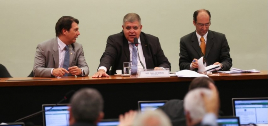 Governo aceita adiar votação de reforma da Previdência para maio