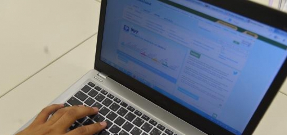 Arrecadação federal cai 1,16% no mês de março, segundo Receita