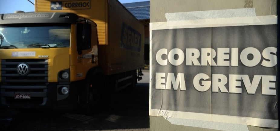 Trabalhadores dos Correios entram em greve por tempo indeterminado