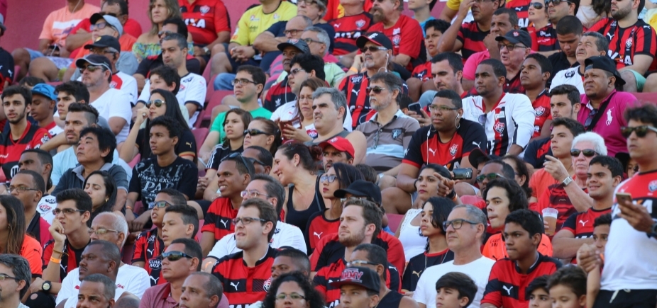 Com pouca adesão da torcida rubro-negra, Ba-Vi vendeu menos de 5 mil ingressos