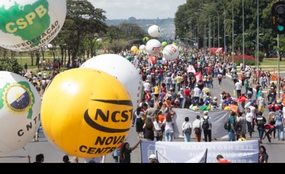 Centrais sindicais marcam protestos em Brasília para o dia 1º de maio