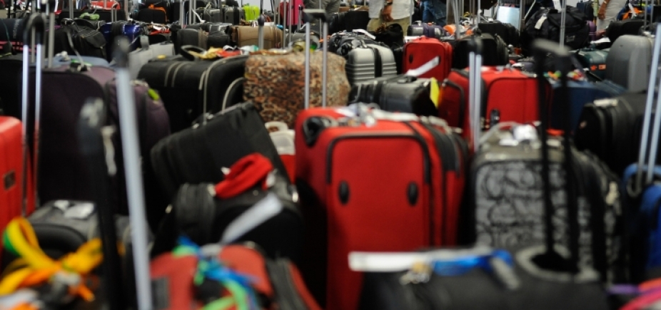 Justiça derruba liminar que suspendia cobrança de bagagem em avião