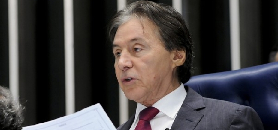 Presidente do Senado está internado em SP para fazer exames