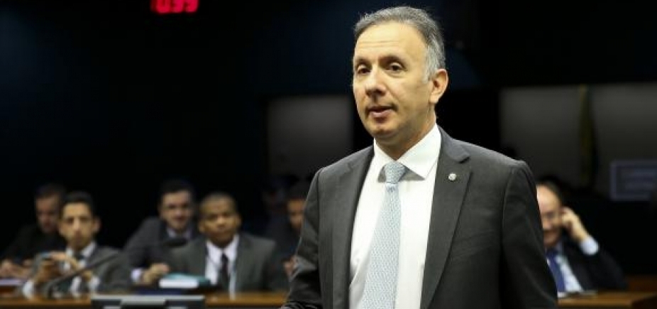 Líder do governo na Câmara minimiza impacto da greve geral nas reformas: \'Não atrapalha\'