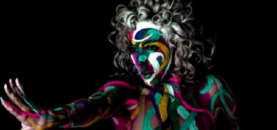 Exposição \'Meu Corpo, minhas cores\' acontece no Teatro Gamboa Nova; veja