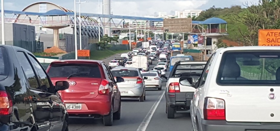 Trânsito: confira os pontos de retenção nesta quinta-feira 