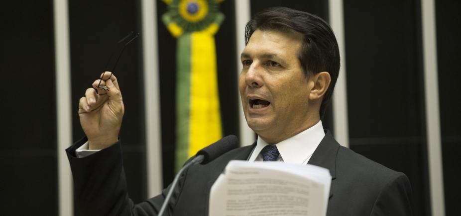 \'Hipótese menor que zero\', diz deputado sobre prorrogação de mandatos