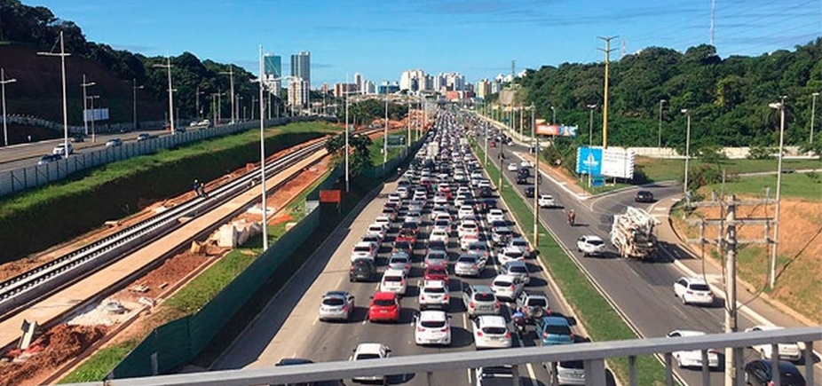 Trechos da Paralela sofrem interdições a partir desta terça