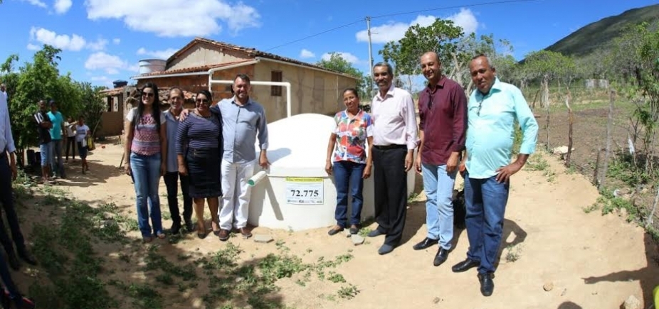 Governo entrega 840 cisternas para comunidades rurais do interior do estado
