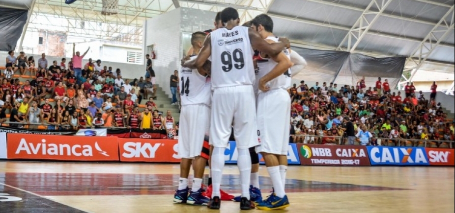 NBB: Vitória enfrenta Paulistano pela semifinal nesta terça-feira