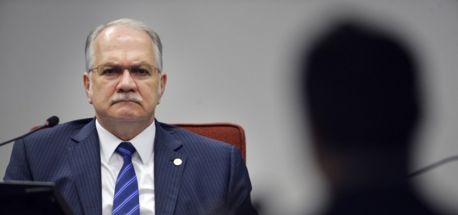 Fachin nega dar segmento a processo que pede impeachment de Gilmar