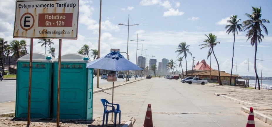 Com mais 4 mil vagas em 5 anos, Zona Azul continua antiquada e deixando motorista refém