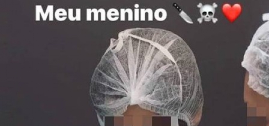Médica é demitida após postar fotos de filho adolescente auxiliando em cirurgia; veja
