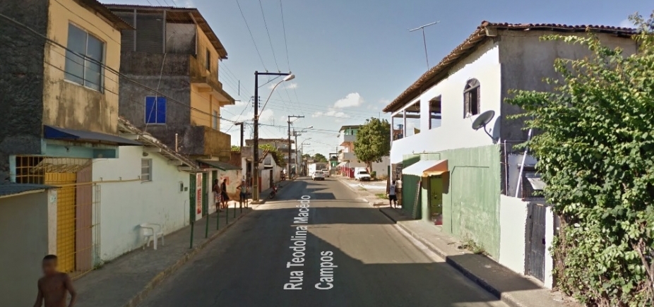 Catador de lixo encontra feto dentro de lata em Cajazeiras XI  Metro 1