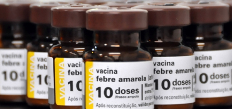 Vacina continua eficaz contra a variação do vírus da febre amarela, diz Fiocruz 