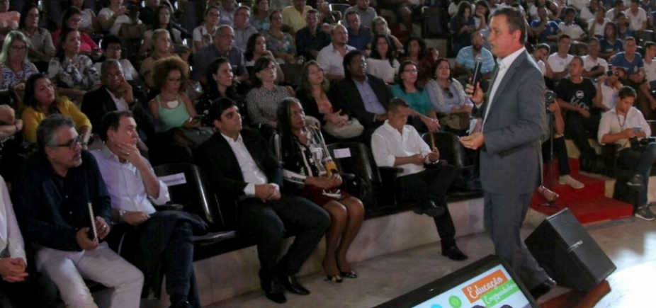 Rui lança projeto para capacitação de 50 mil jovens baianos