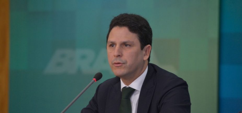 Bruno Araújo é o primeiro ministro do PSDB no governo Temer a deixar o cargo