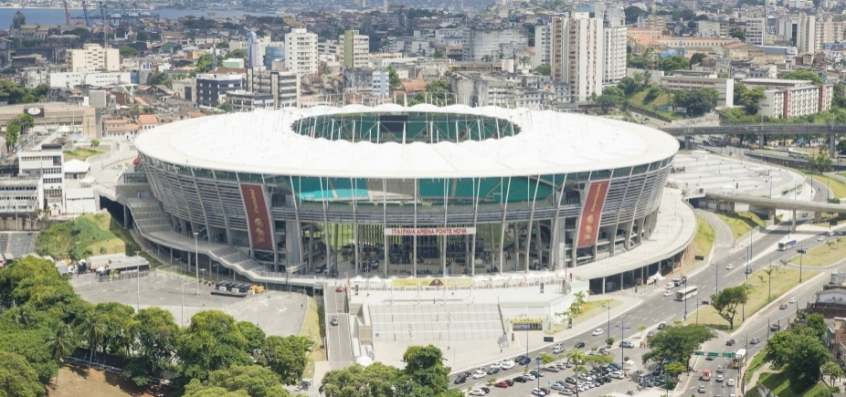 Procura por ingressos para final do Nordestão gera fila de tricolores na Fonte Nova