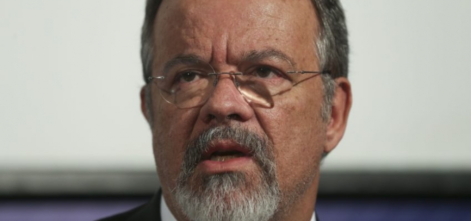 Após anunciar possível renúncia, Raul Jungmann decide permanecer em ministério