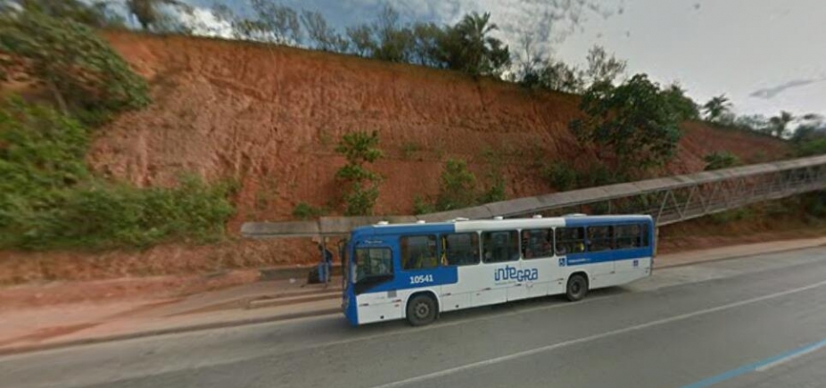 Passageiro reage a assalto a ônibus e é morto próximo na Avenida Paralela