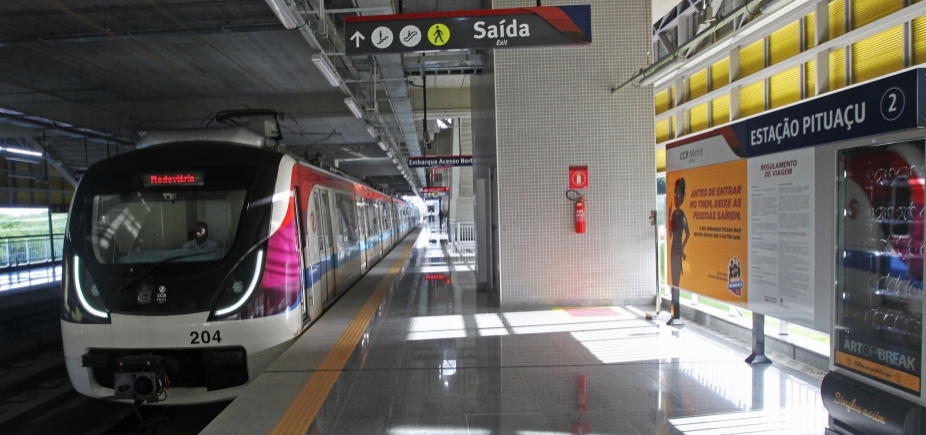 Estações do metrô na Av. Paralela entram em operação nesta terça-feira