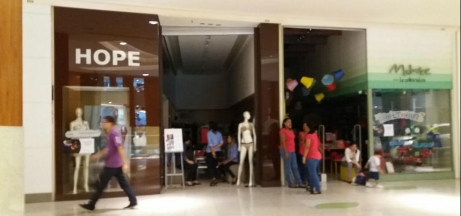 Queda de energia atrapalha funcionamento de parte do Salvador Shopping