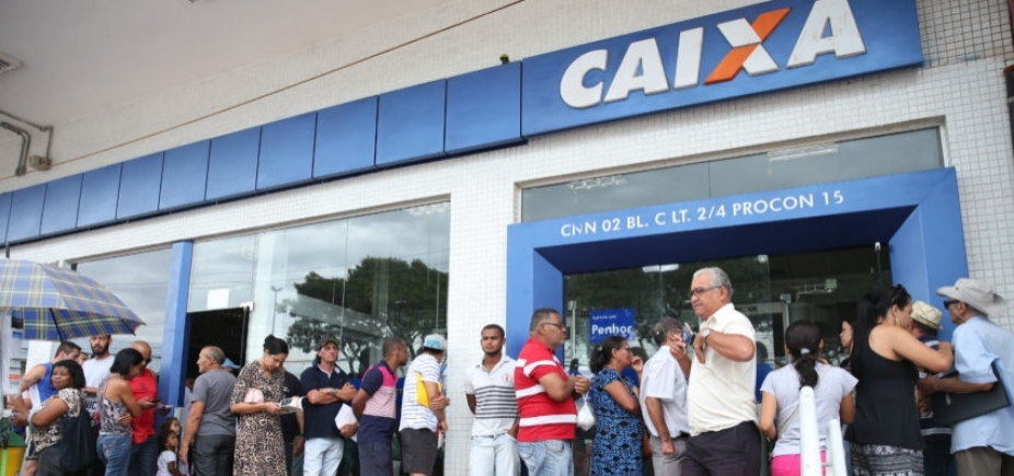 Greve de vigilantes faz agências bancárias suspenderem atendimentos na Bahia