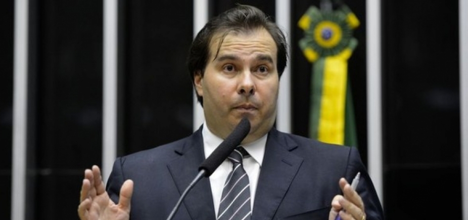 Lídice defende Diretas e destaca inexperiência de Rodrigo Maia para presidência