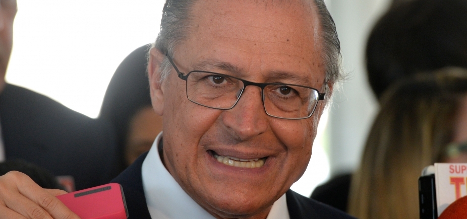 Alckmin defende nomes de FHC e Tasso Jereissati para eleição indireta