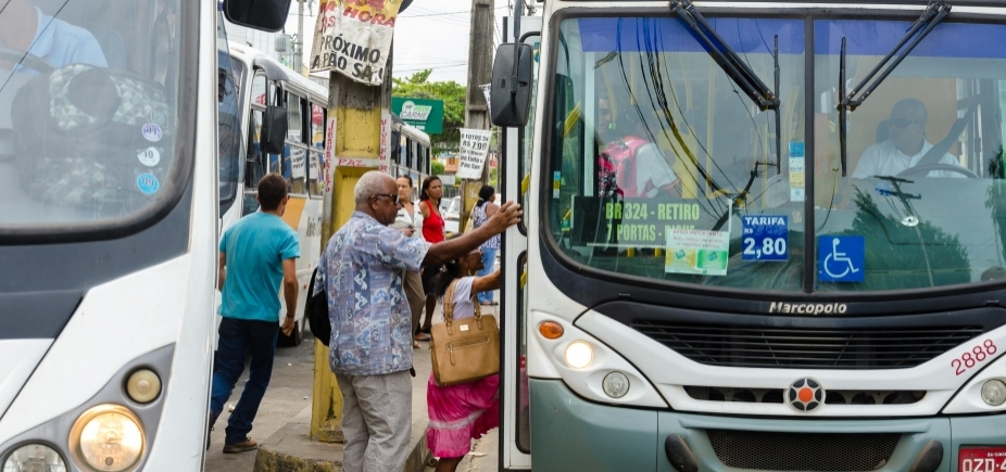 Prefeitura rebate e diz que corte de linhas de ônibus atendeu pedido do governo