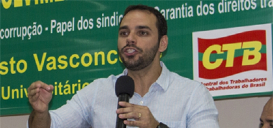 Crise no Leão! Diretor jurídico do Vitória deixa o clube