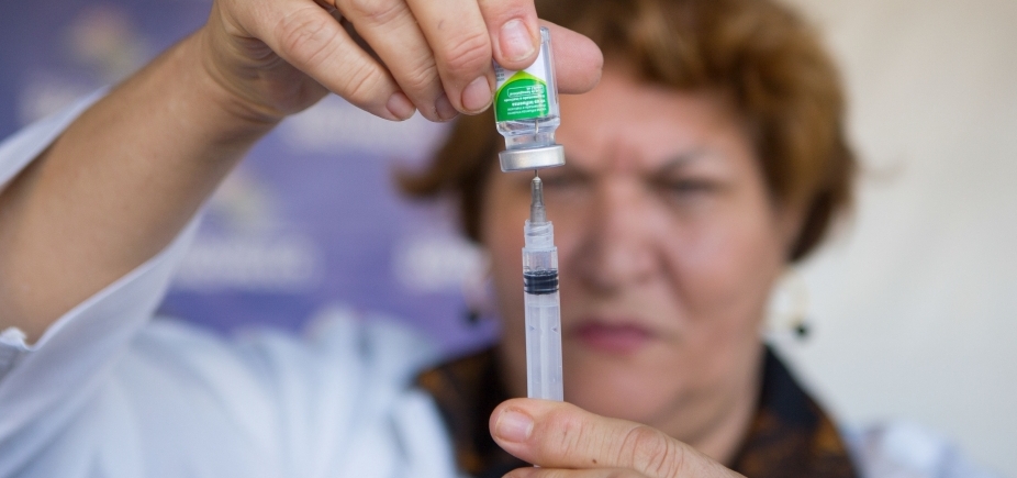 Vacina contra gripe é liberada para toda a população a partir de segunda