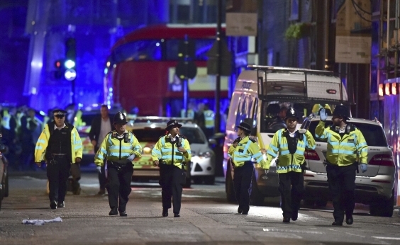 Ataques terroristas deixam sete mortos e 48 feridos em Londres