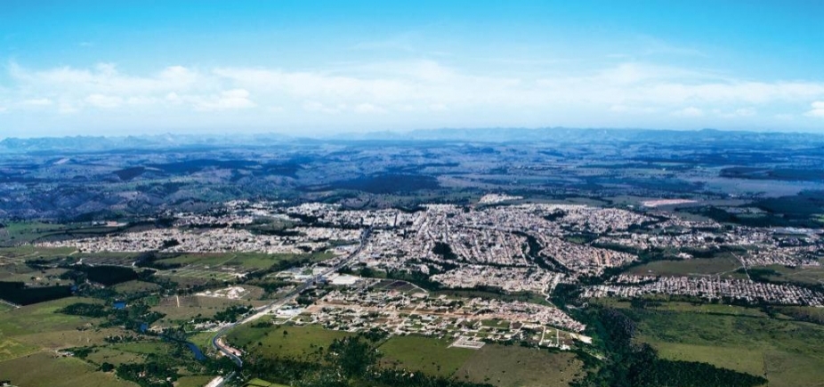 Homem é preso em Eunápolis suspeito de agredir mulher e esfaquear enteada de 8 anos