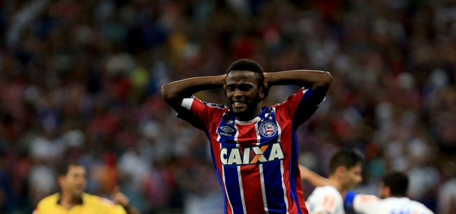 Mendoza comenta estreia pelo Bahia e elogia torcida tricolor