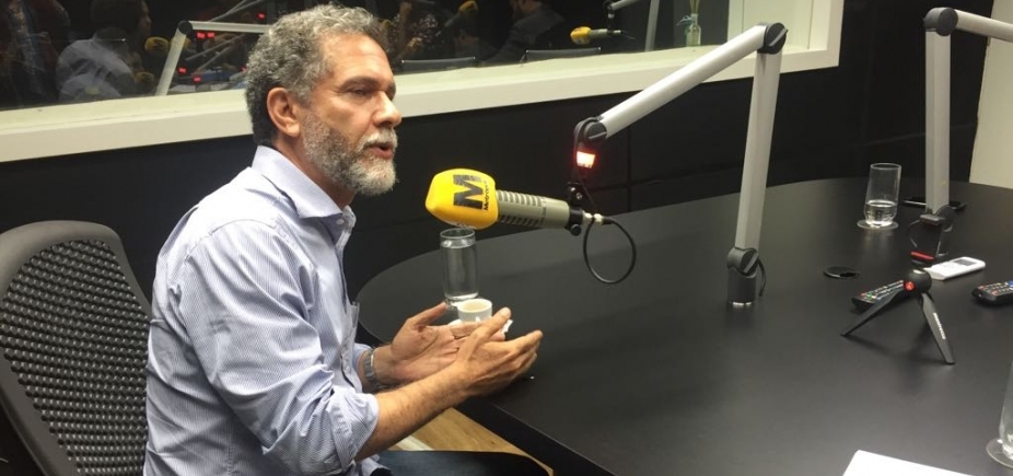 \'O Vitória não pode ser gerido em final de tarde\', critica oposicionista Ricardo David