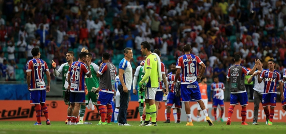 \'Fizemos um jogo muito abaixo\', diz zagueiro do Bahia após triunfo do Palmeiras