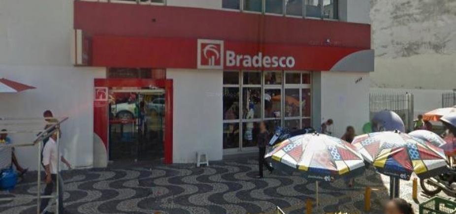 Bandidos explodem agência bancária no bairro da Liberdade 