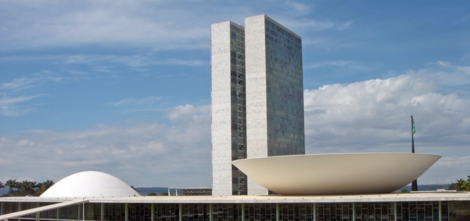 Congresso pretende manter votações apesar de semana cheia em Brasília