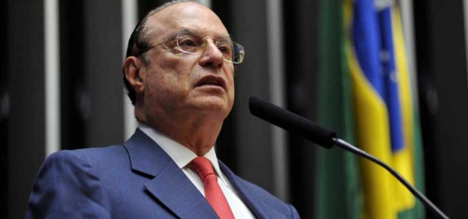 Corte francesa condena Maluf a três anos de prisão